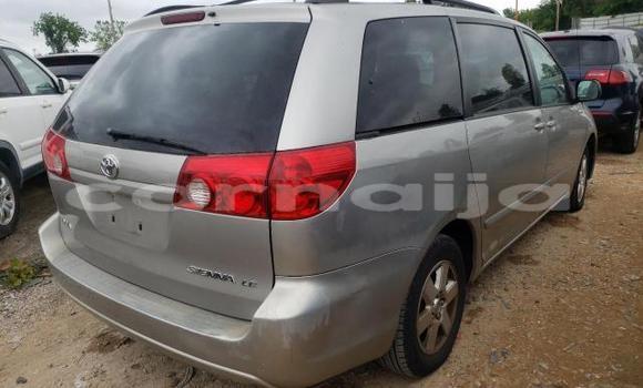 Acheter Neuf Voiture Toyota Sienna Autre à Abeokuta, État d'Ogun Acheter Neuf Voiture Toyota Sienna Autre à Abeokuta, État d'Ogun