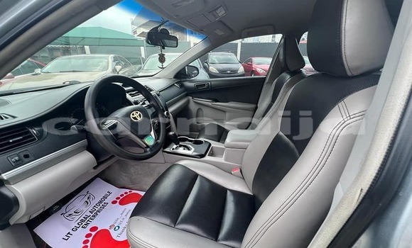 Buy Used Toyota Camry Silver Car in Lagos in Lagos State Buy Used Toyota Camry Silver Car in Lagos in Lagos State