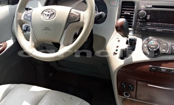 Acheter Occasion Voiture Toyota Sienna Beige à Lagos, État de Lagos Acheter Occasion Voiture Toyota Sienna Beige à Lagos, État de Lagos