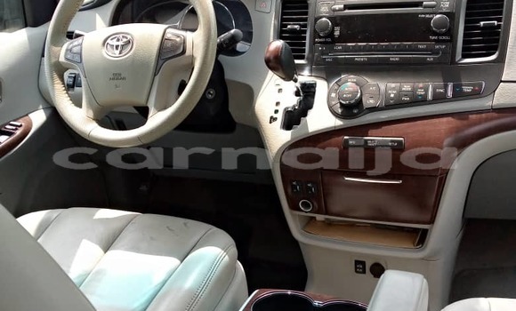 Acheter Occasion Voiture Toyota Sienna Beige à Lagos, État de Lagos Acheter Occasion Voiture Toyota Sienna Beige à Lagos, État de Lagos