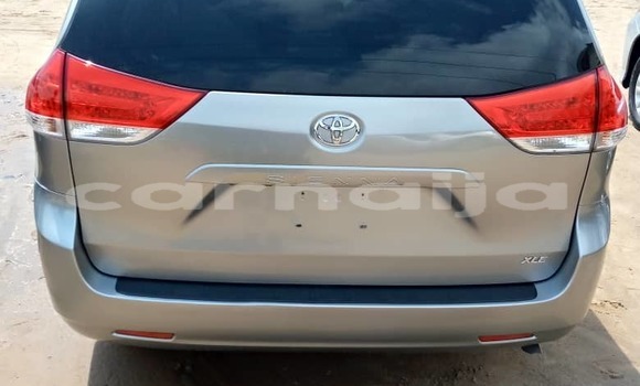 Acheter Occasion Voiture Toyota Sienna Beige à Lagos, État de Lagos Acheter Occasion Voiture Toyota Sienna Beige à Lagos, État de Lagos