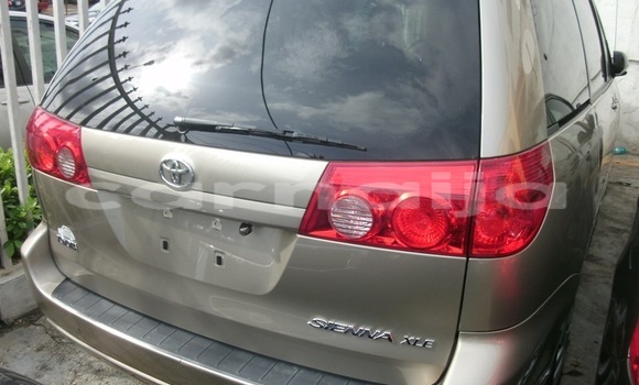 Acheter Occasion Voiture Toyota Sienna Gris à Lagos, État de Lagos Acheter Occasion Voiture Toyota Sienna Gris à Lagos, État de Lagos