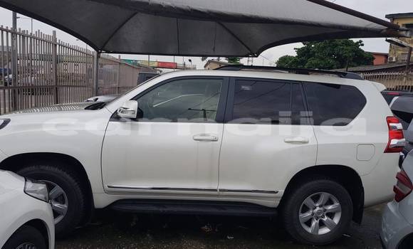 Acheter Occasion Voiture Toyota Prado Blanc à Lagos, État de Lagos Acheter Occasion Voiture Toyota Prado Blanc à Lagos, État de Lagos