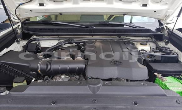 Acheter Occasion Voiture Toyota Prado Blanc à Lagos, État de Lagos Acheter Occasion Voiture Toyota Prado Blanc à Lagos, État de Lagos