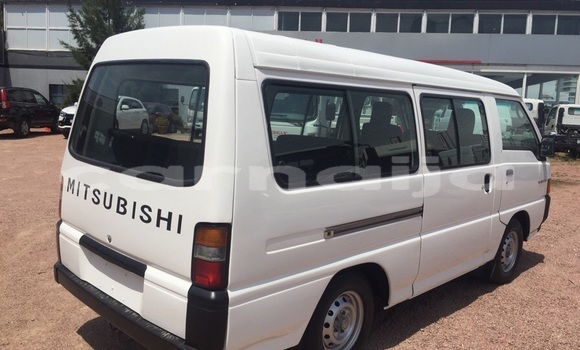 Acheter Occasion Voiture Mitsubishi L300 Blanc à Gombe, État de Gombe Acheter Occasion Voiture Mitsubishi L300 Blanc à Gombe, État de Gombe