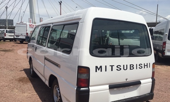 Acheter Occasion Voiture Mitsubishi L300 Blanc à Gombe, État de Gombe Acheter Occasion Voiture Mitsubishi L300 Blanc à Gombe, État de Gombe