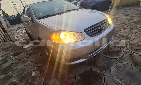 Acheter Occasion Voiture Toyota Corolla Vert à Katsina–Ala, Benue