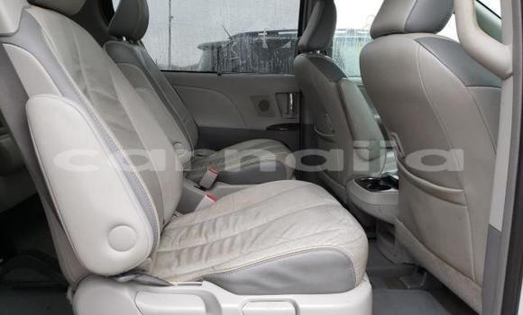 Acheter Occasion Voiture Toyota Sienna Gris à Katsina, Katsina Acheter Occasion Voiture Toyota Sienna Gris à Katsina, Katsina