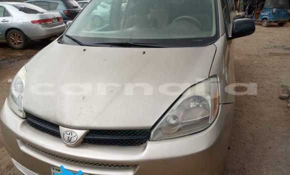 Buy Used Toyota Sienna Brown Car in Lagos in Lagos State