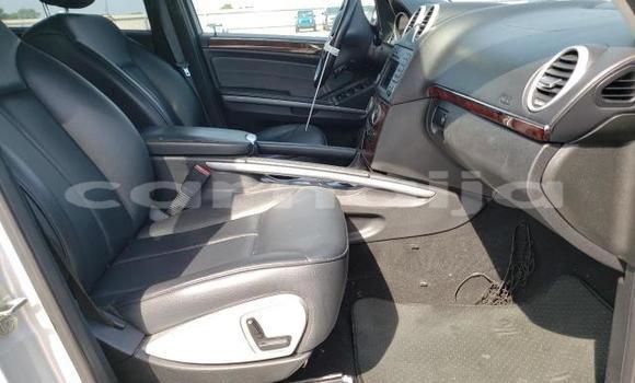 Buy New Mercedes-Benz GL–Class Silver Car in Abeokuta in Ogun State Buy New Mercedes-Benz GL–Class Silver Car in Abeokuta in Ogun State