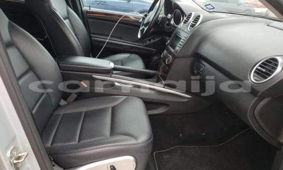 Acheter Neuf Voiture Mercedes-Benz ML–Class Gris à Abeokuta, État d'Ogun Acheter Neuf Voiture Mercedes-Benz ML–Class Gris à Abeokuta, État d'Ogun