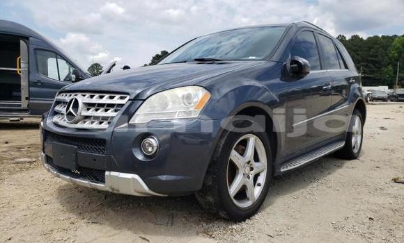 Buy New Mercedes-Benz ML–Class Brown Car in Abeokuta in Ogun State Buy New Mercedes-Benz ML–Class Brown Car in Abeokuta in Ogun State