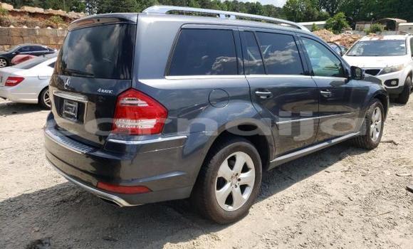 Buy New Mercedes-Benz GL–Class Brown Car in Abeokuta in Ogun State Buy New Mercedes-Benz GL–Class Brown Car in Abeokuta in Ogun State