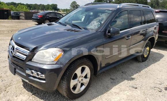Buy New Mercedes-Benz GL–Class Brown Car in Abeokuta in Ogun State Buy New Mercedes-Benz GL–Class Brown Car in Abeokuta in Ogun State