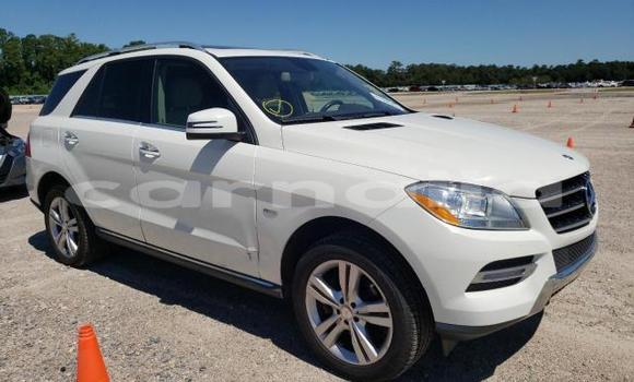 Buy New Mercedes-Benz ML–Class White Car in Abeokuta in Ogun State Buy New Mercedes-Benz ML–Class White Car in Abeokuta in Ogun State