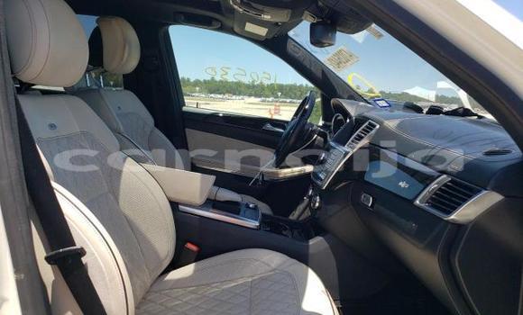 Acheter Neuf Voiture Mercedes-Benz GL–Class Blanc à Abeokuta, État d'Ogun Acheter Neuf Voiture Mercedes-Benz GL–Class Blanc à Abeokuta, État d'Ogun