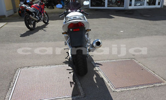 Acheter Occasion Moto Honda Crossrunner Gris à Lagos, État de Lagos Acheter Occasion Moto Honda Crossrunner Gris à Lagos, État de Lagos