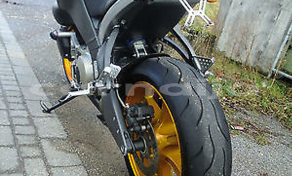 Acheter Occasion Moto KTM ADVENTURE Gris à Lagos, État de Lagos Acheter Occasion Moto KTM ADVENTURE Gris à Lagos, État de Lagos