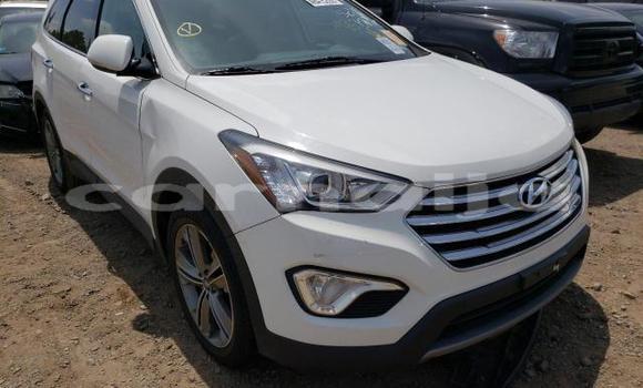 Buy New Hyundai Santa Fe White Car in Abeokuta in Ogun State