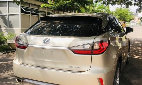 Acheter Occasion Voiture Lexus RX 350 Beige à Abuja, État de Lagos Acheter Occasion Voiture Lexus RX 350 Beige à Abuja, État de Lagos
