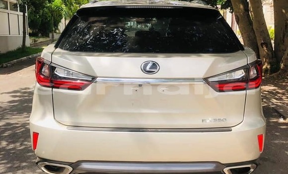 Acheter Occasion Voiture Lexus RX 350 Beige à Abuja, État de Lagos Acheter Occasion Voiture Lexus RX 350 Beige à Abuja, État de Lagos