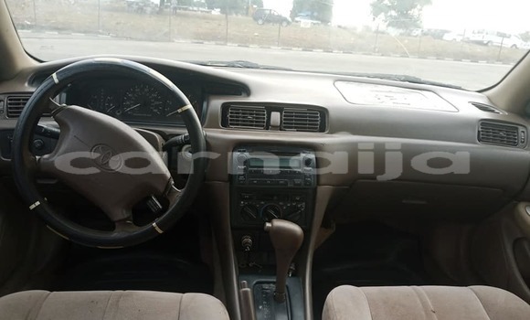 Acheter Occasion Voiture Toyota Camry Marron à Abuja, État de Lagos Acheter Occasion Voiture Toyota Camry Marron à Abuja, État de Lagos