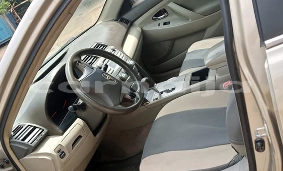 Acheter Occasion Voiture Toyota Camry Marron à Abuja, État de Lagos Acheter Occasion Voiture Toyota Camry Marron à Abuja, État de Lagos
