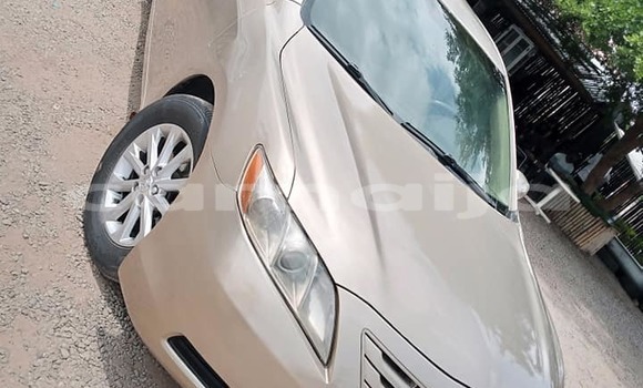 Acheter Occasion Voiture Toyota Camry Marron à Abuja, État de Lagos Acheter Occasion Voiture Toyota Camry Marron à Abuja, État de Lagos