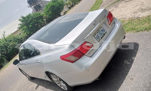 Buy Used Lexus ES Silver Car in Abuja in Lagos State