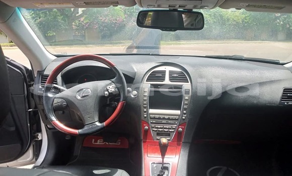 Buy Used Lexus ES Silver Car in Abuja in Lagos State Buy Used Lexus ES Silver Car in Abuja in Lagos State