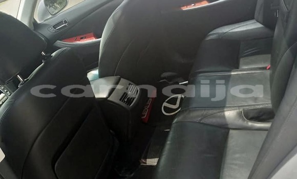 Buy Used Lexus ES Silver Car in Abuja in Lagos State Buy Used Lexus ES Silver Car in Abuja in Lagos State
