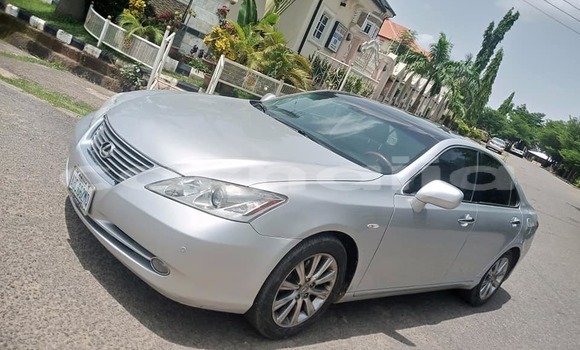 Buy Used Lexus ES Silver Car in Abuja in Lagos State Buy Used Lexus ES Silver Car in Abuja in Lagos State