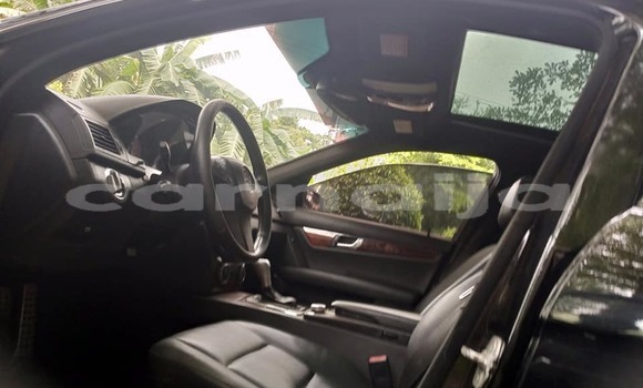 Acheter Occasion Voiture Mercedes-Benz C–Class Noir à Abuja, État de Lagos Acheter Occasion Voiture Mercedes-Benz C–Class Noir à Abuja, État de Lagos