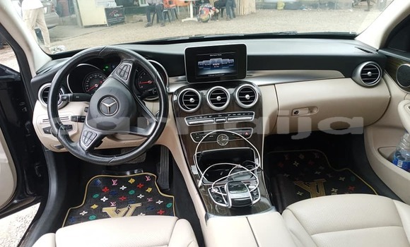 Acheter Occasion Voiture Mercedes-Benz C–Class Noir à Abuja, État de Lagos Acheter Occasion Voiture Mercedes-Benz C–Class Noir à Abuja, État de Lagos