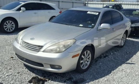 Acheter Import Voiture Lexus ES Gris à Abua, Rivers State Acheter Import Voiture Lexus ES Gris à Abua, Rivers State