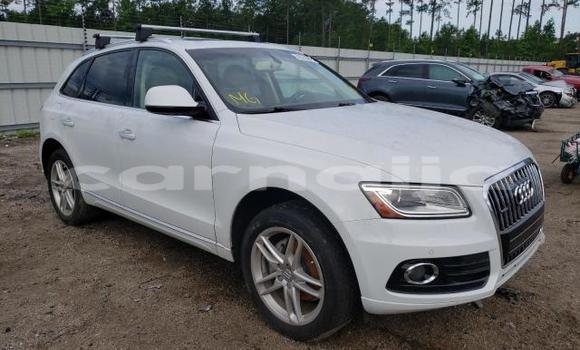 Buy Used Audi Q5 White Car in Lagos in Lagos State