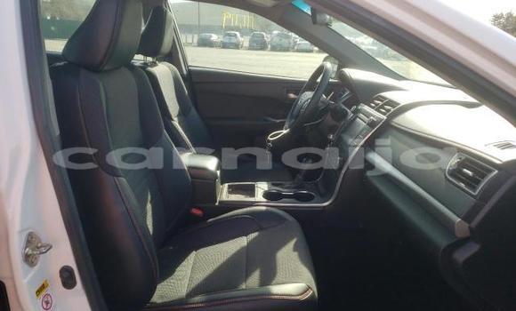 Buy New Toyota Camry White Car in Badagry in Lagos State Buy New Toyota Camry White Car in Badagry in Lagos State