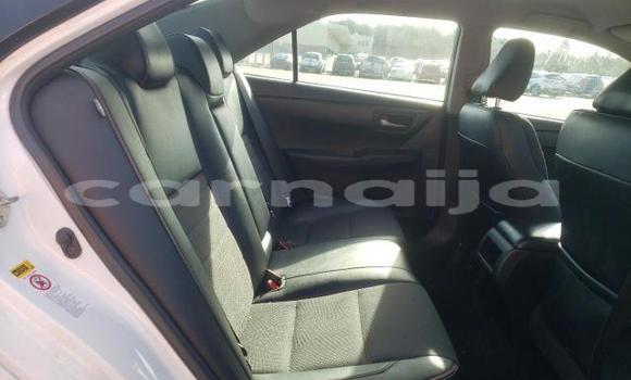 Buy New Toyota Camry White Car in Badagry in Lagos State Buy New Toyota Camry White Car in Badagry in Lagos State