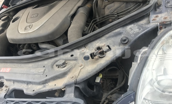 Acheter Occasion Voiture Mercedes-Benz R–Class Bleu à Lagos, État de Lagos Acheter Occasion Voiture Mercedes-Benz R–Class Bleu à Lagos, État de Lagos