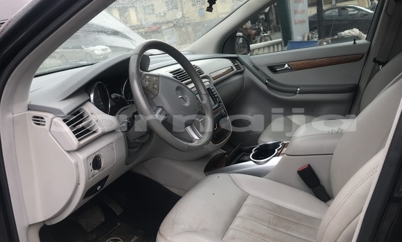 Acheter Occasion Voiture Mercedes-Benz R–Class Bleu à Lagos, État de Lagos Acheter Occasion Voiture Mercedes-Benz R–Class Bleu à Lagos, État de Lagos