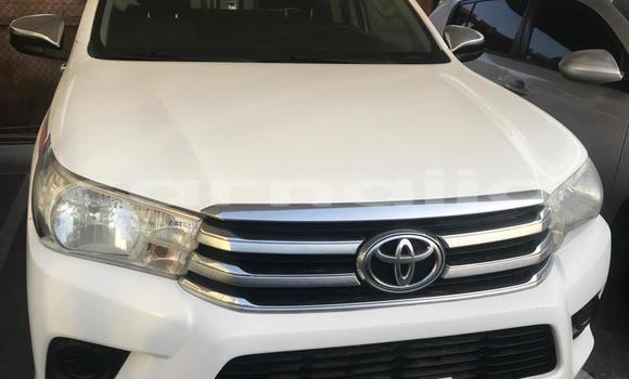Acheter Import Voiture Toyota Hilux Blanc à Ikeja, État de Lagos