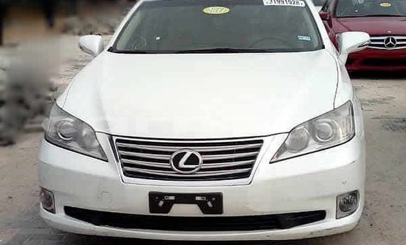 Buy Used Lexus ES White Car in Awka in Anambra State Buy Used Lexus ES White Car in Awka in Anambra State