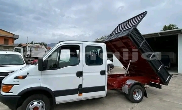 Buy Used Toyota Dyna White Truck in Anambra in Anambra Buy Used Toyota Dyna White Truck in Anambra in Anambra