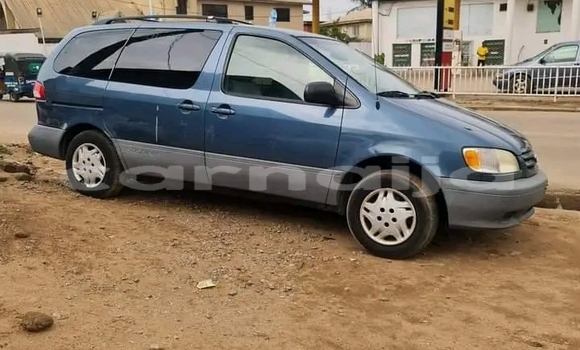 Acheter Occasion Voiture Toyota Sienna Bleu à Arochukwu, État d'Abia Acheter Occasion Voiture Toyota Sienna Bleu à Arochukwu, État d'Abia