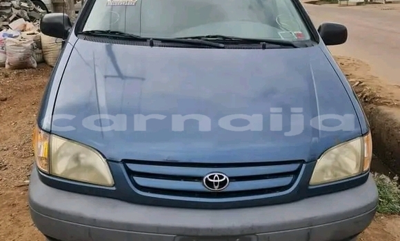 Acheter Occasion Voiture Toyota Sienna Bleu à Arochukwu, État d'Abia Acheter Occasion Voiture Toyota Sienna Bleu à Arochukwu, État d'Abia