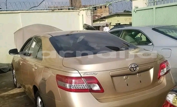 Acheter Occasion Voiture Toyota Camry Gris à Arochukwu, État d'Abia Acheter Occasion Voiture Toyota Camry Gris à Arochukwu, État d'Abia