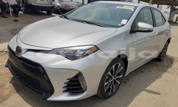 Acheter Occasion Voiture Toyota Camry Gris à Afor–Oru, État d'Imo Acheter Occasion Voiture Toyota Camry Gris à Afor–Oru, État d'Imo