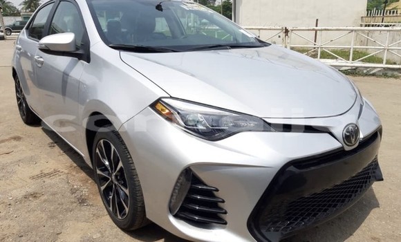 Acheter Occasion Voiture Toyota Camry Gris à Afor–Oru, État d'Imo Acheter Occasion Voiture Toyota Camry Gris à Afor–Oru, État d'Imo