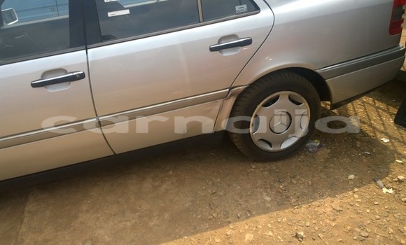 Buy Used Mercedes-Benz 190 Silver Car in Yenagoa in Bayelsa State Buy Used Mercedes-Benz 190 Silver Car in Yenagoa in Bayelsa State
