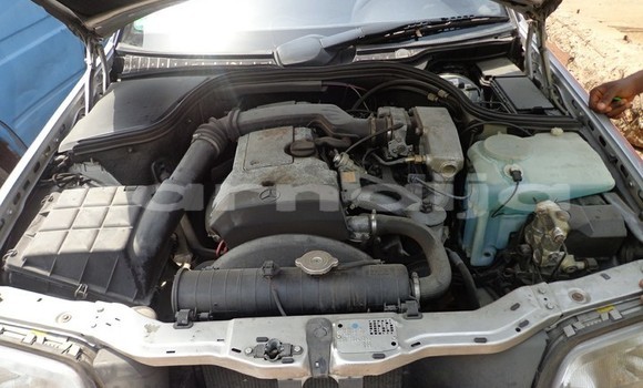 Buy Used Mercedes-Benz 190 Silver Car in Yenagoa in Bayelsa State Buy Used Mercedes-Benz 190 Silver Car in Yenagoa in Bayelsa State